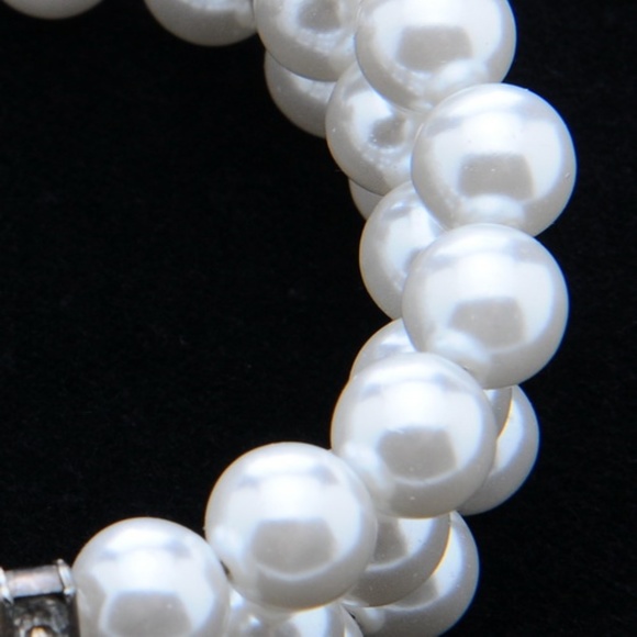 White Pearl & Rhinestone Bracelet Vintage FREE with purchase* - Picture 3 of 6